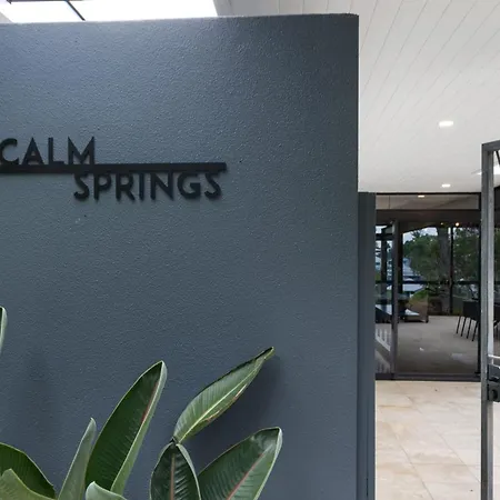 Calm Springs In Brisbane-large Family Home-pool Brisbane