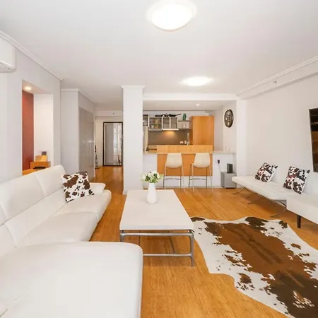 Apartment Metropolis *