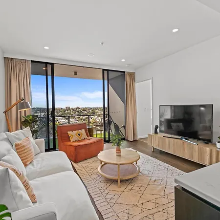 South City Square Woolloongabba Apartment *