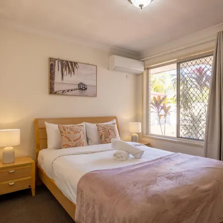 4 Beds Family House At Sunnybank Hills Holiday home *