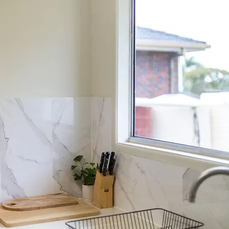 5 Mins To Mall Convenient 4br At Sunnybank *