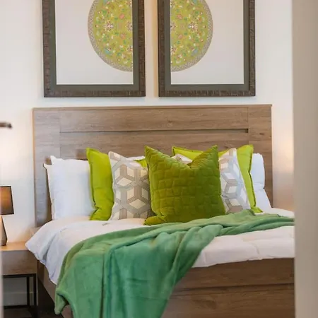 Apartment One Bed At Southbank With Rooftop Pool And Carpark