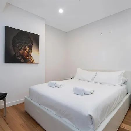Parking 2br * Brisbane