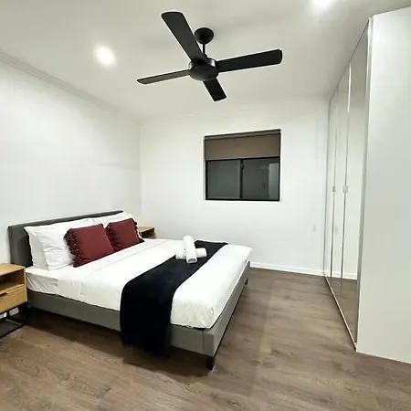 Apartment Kozyguru East Renovated 3 Bedroom Brisbane