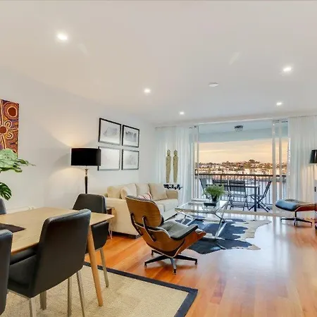 Goldsborough Place 4*