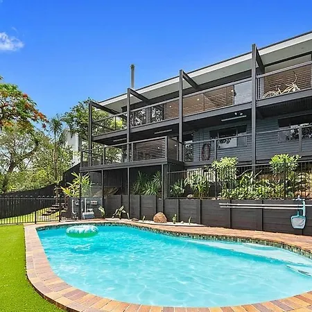 Holiday home Calm Springs In Brisbane-large Family Home-pool *
