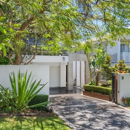 Balmoral House Retreat Pool &