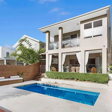 Balmoral House Retreat Pool & Hotel Brisbane