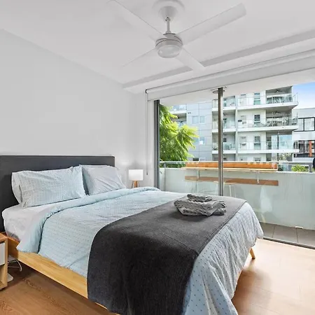 Inner Action 3bed 2bath 1car 3balconies Apartment Brisbane