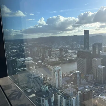 Apartment Sky Tower High Level