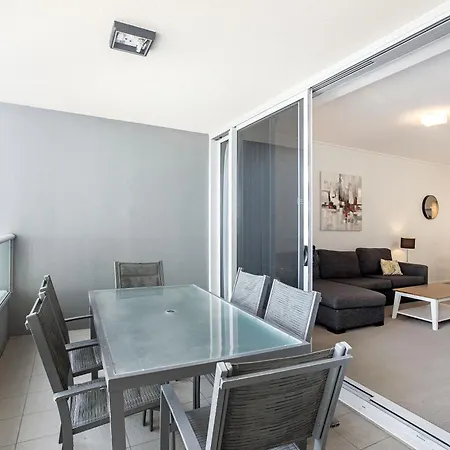 Flexible Inner With Wifi Apartment *