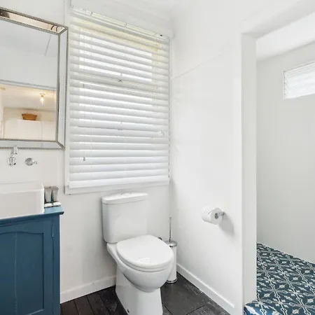 Classic Charm 3-bed Family By Oxenham Park * Brisbane