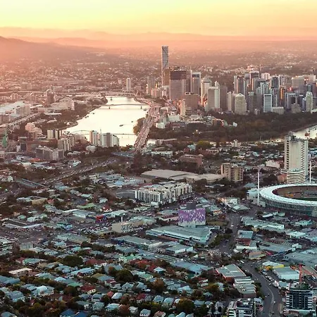 Holiday home At On Broadway Brisbane