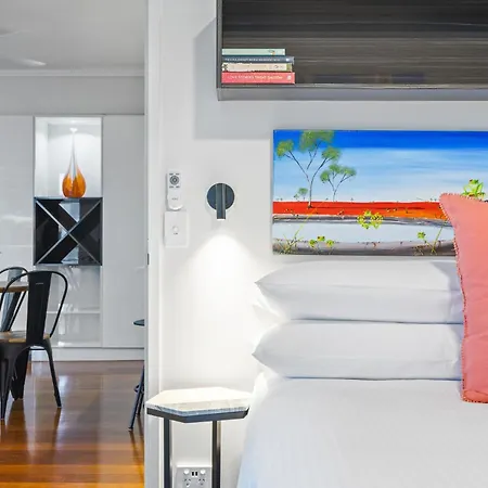 2-bed Pad With Pool & Gym Apartment