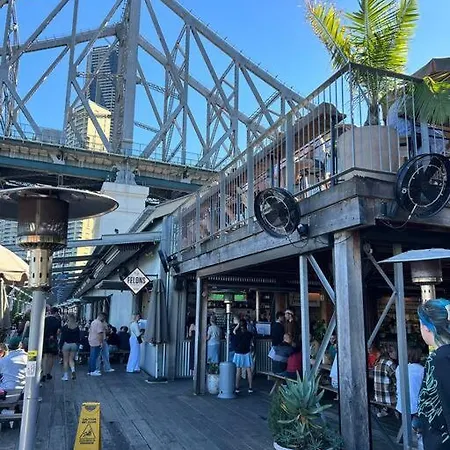 2bed 2bath Loft At The New Yorker * Brisbane