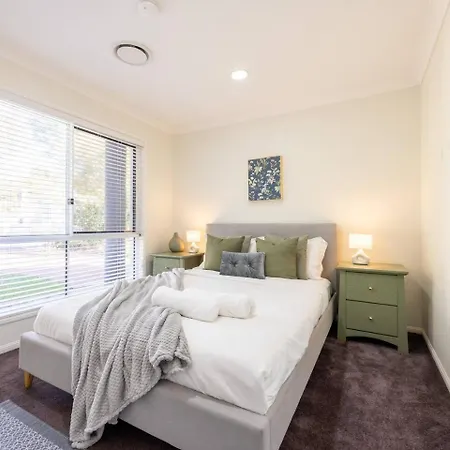 Holiday home Parkside With Meeting Carindale *