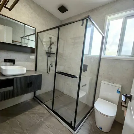 Roger Guest house *