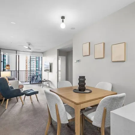 Modern Style 1bed 1bath Balcony Pool Cbd Apartment Brisbane