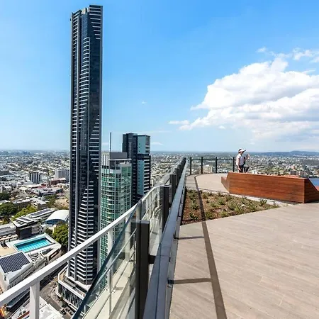 Modern Style 1bed 1bath Balcony Pool Cbd Brisbane