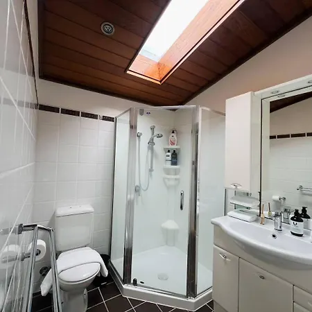 Charming In Sunnybank Close To Plaza With Pool
