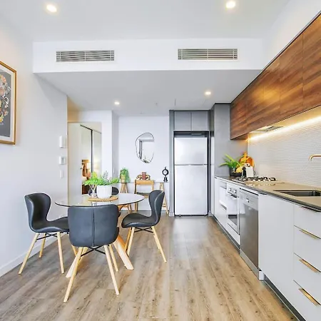 Above King With Rooftop Pool Deck Apartment Brisbane