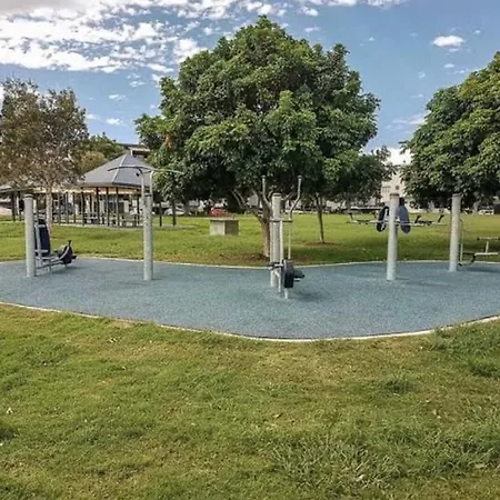 Apartment Unit With Everything At Your Fingertips Brisbane