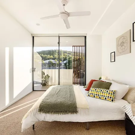 Apartment Stunning Mount View Modern Mtgravatt Cbd *