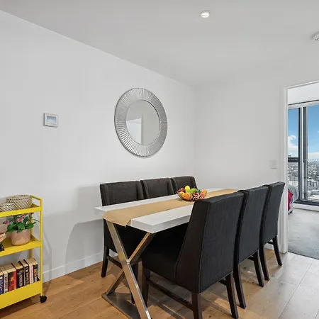 Apartment Inner-city 1-bed With Stunning Views, Pool & Gym Brisbane