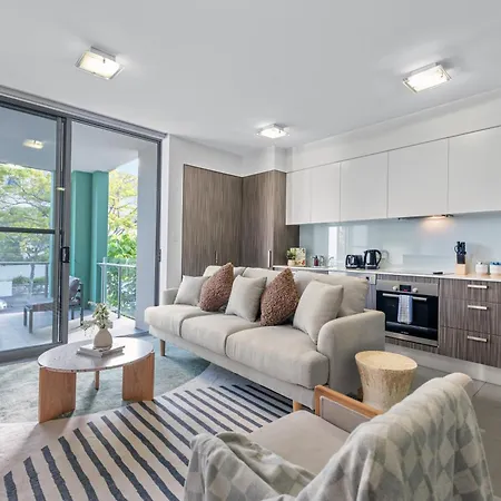 Cirque Boutique - Hosted By Coastal Letting Co. Brisbane