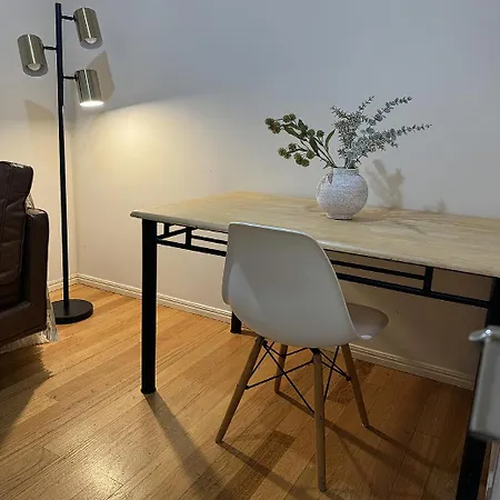 Stylish & Elegant 2br Townhouse In Wilston, * Brisbane