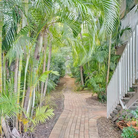 Bright Inner-city 1-bed, 10 Minutes From Cbd Brisbane