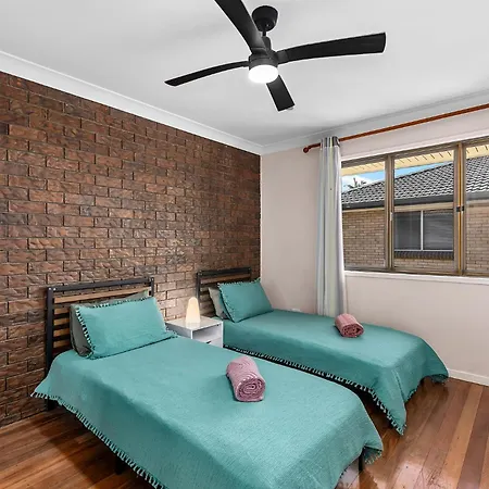 Spacious Upstair Comforts 13km From Cbd&airport *