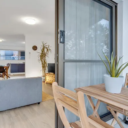 Apartment Cosy 2-bed In Leafy Street With Outdoor Dining