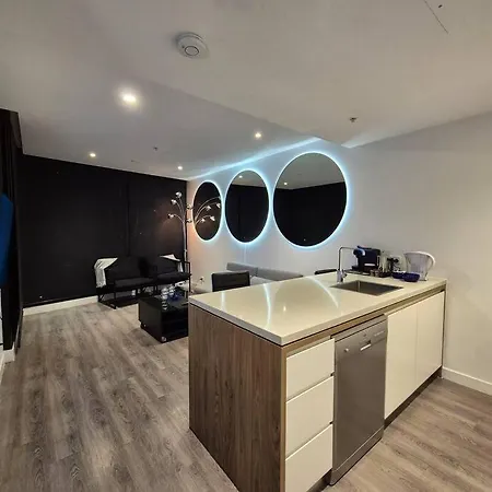 Apartment Radiance Rnr *