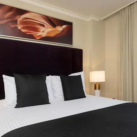 Hotel Diana Woolloongabba 4*