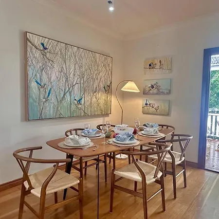 Holiday home House Of Fairy Wren -charming Queenslander Mins Drive To Cbd And Gabba Stadium!