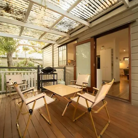 House Of Fairy Wren -charming Queenslander Mins Drive To Cbd And Gabba Stadium! * Brisbane