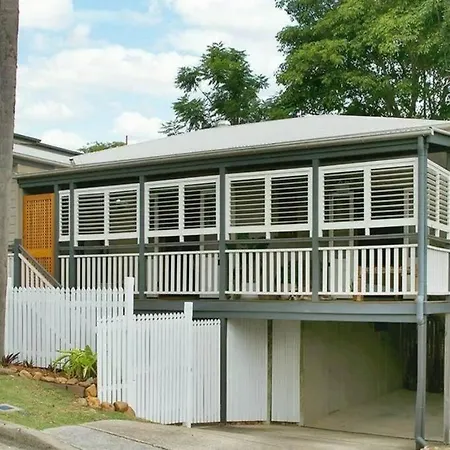 House Of Fairy Wren -charming Queenslander Mins Drive To Cbd And Gabba Stadium! Holiday home Brisbane