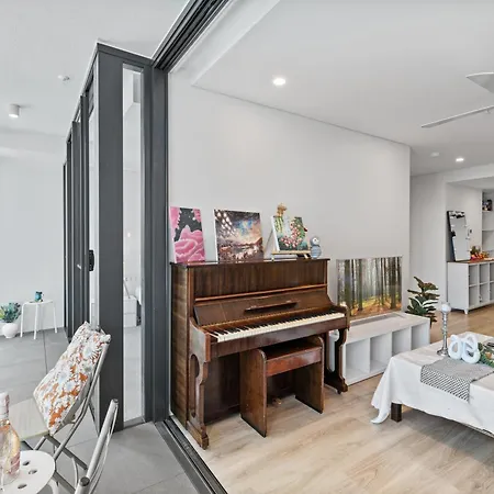 Breathtaking Fortitude Valley Apartment Brisbane