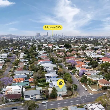 4bdr 2bth Holiday Holland Park Holiday home Brisbane