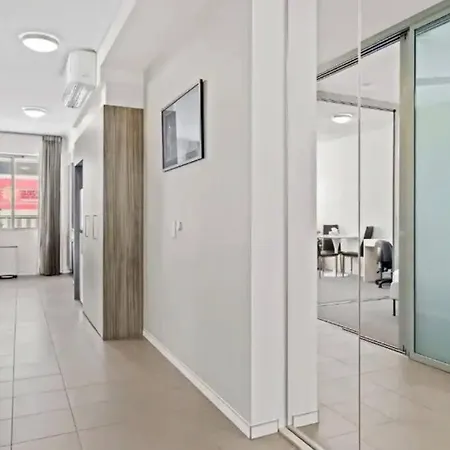 Capitol Private - Great Value! Apartment *