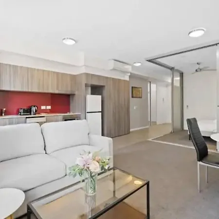 Capitol Private - Great Value! * Brisbane