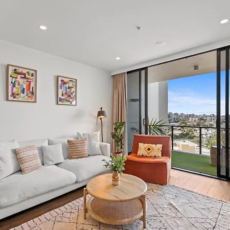 South City Square Woolloongabba Apartment *