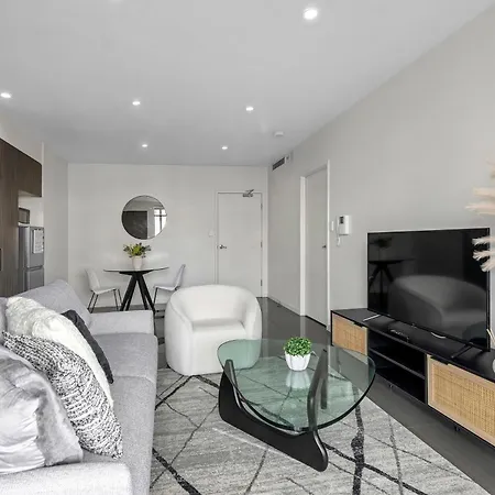 Cirque Boutique - Hosted By Coastal Letting Co. Brisbane