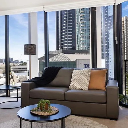Rooftop Pool Stunning Queen Street Apartment Brisbane