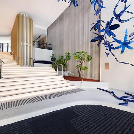 Rooftop Pool Stunning Queen Street Apartment Brisbane