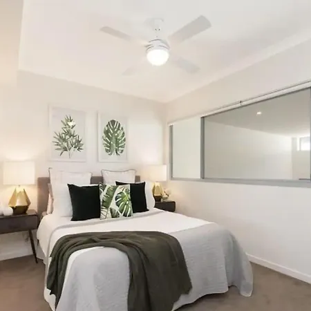 Huge Family Townhouse 3 Bathrooms 5km To