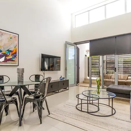 Holiday home Huge Family Townhouse 3 Bathrooms 5km To Brisbane