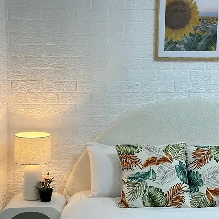 Simple & Budget-friendly Cozy 2-bedroom * Brisbane