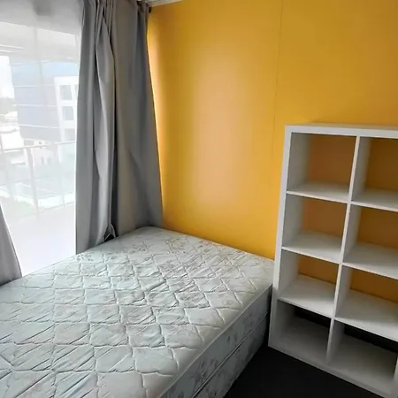 Hilltop Cbd Apartment *